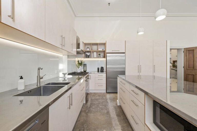 Photo of property in 13 Buckle Street, Mount Cook, Wellington, 6011