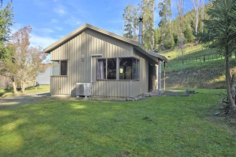 Photo of property in 257 Apley Road, Puketapu, Napier, 4184