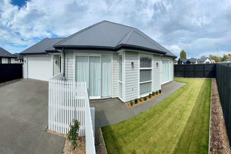 Photo of property in 26 Mcquillan Avenue, Woodend, 7610