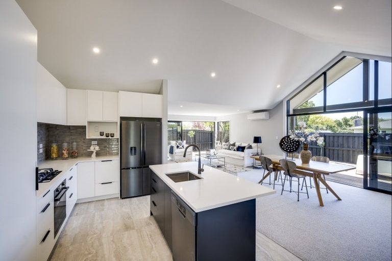 Photo of property in 30a Lucknow Road, Havelock North, 4130