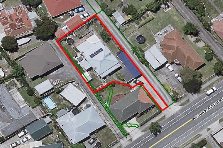 Photo of property in 2/918 Nelson Street North, Mahora, Hastings, 4120