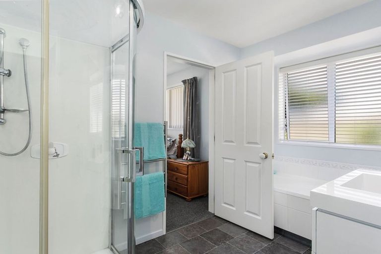 Photo of property in 8 Jerez Place, Hei Hei, Christchurch, 8042