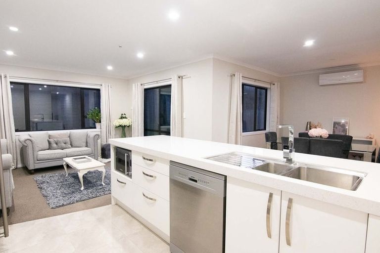 Photo of property in 33 Ridgedale Crescent, Flagstaff, Hamilton, 3210