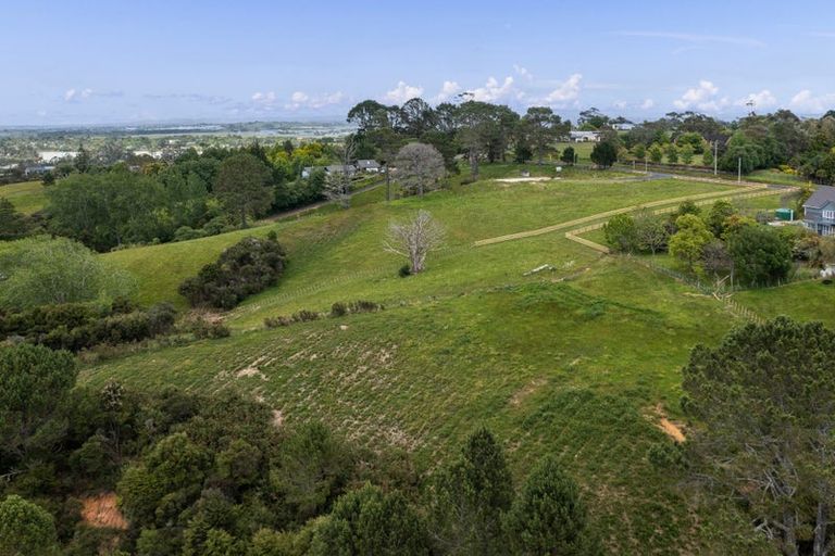 Photo of property in 679 Ridge Road, Riverhead, 0793