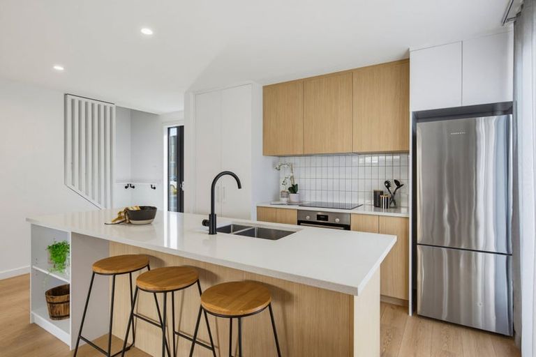Photo of property in 21/10 Trieste Way, Paraparaumu, 5032
