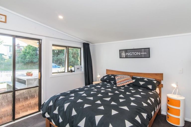 Photo of property in 34 Gavin Road, Raumati Beach, Paraparaumu, 5032