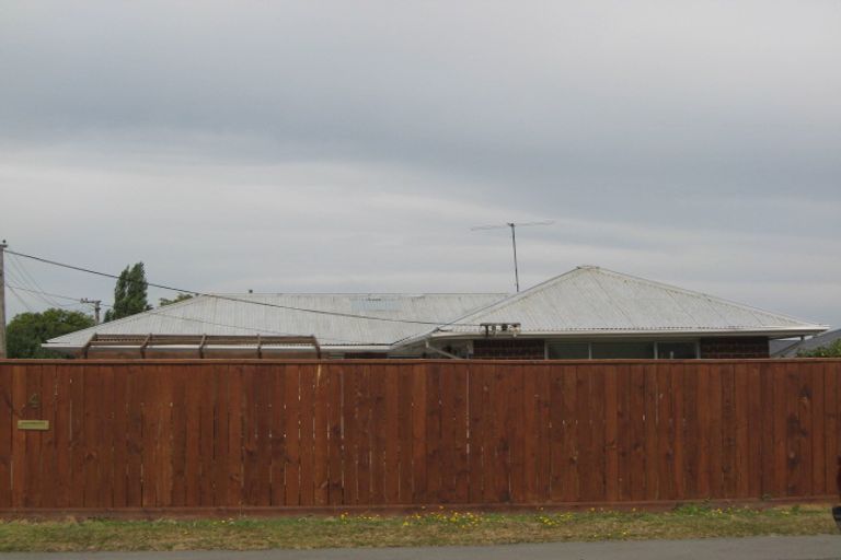 Photo of property in 4 Mcfaddens Road, St Albans, Christchurch, 8052