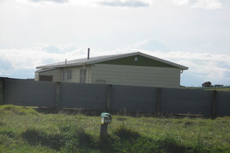 Photo of property in 6a Cross Street, Castlecliff, Whanganui, 4501