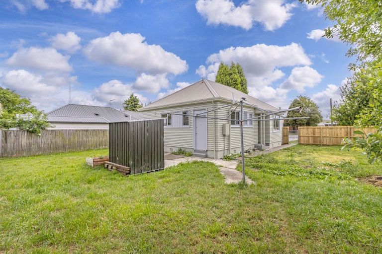 Photo of property in 16 Garvins Road, Hornby, Christchurch, 8042