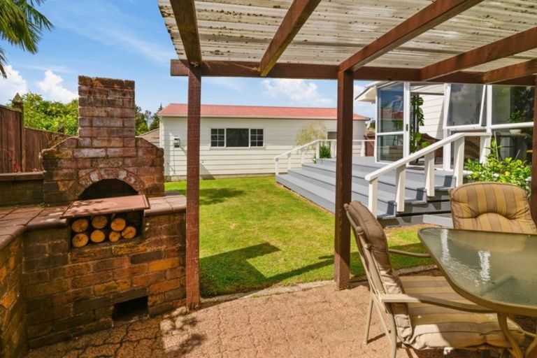 Photo of property in 323 Malfroy Road, Pomare, Rotorua, 3015