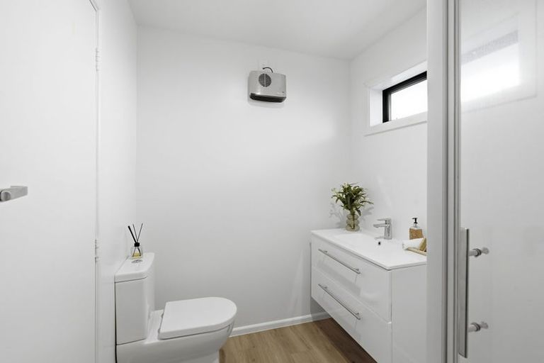 Photo of property in 64b Innes Road, St Albans, Christchurch, 8052