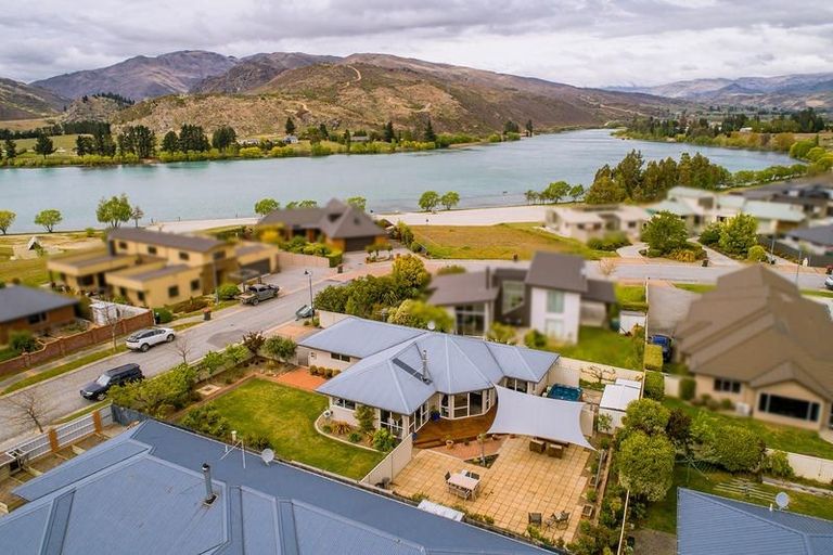 Photo of property in 7 Matthews Crescent, Cromwell, 9310