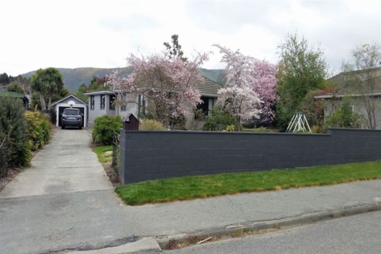 Photo of property in 35 Mill Road, Waimate, 7924