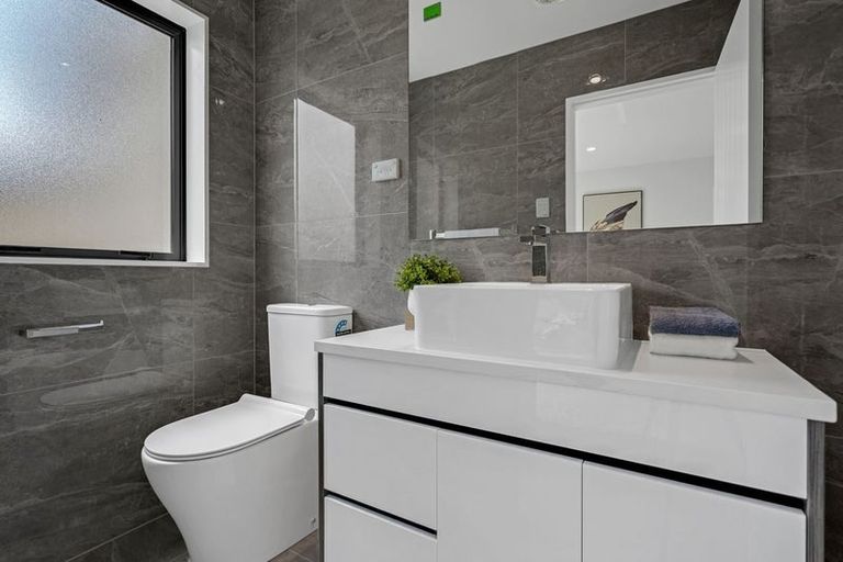 Photo of property in 32 Leathem Crescent, Pokeno, 2402