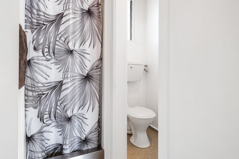 Photo of property in 5/209 Waikawa Road, Waikawa, Picton, 7220