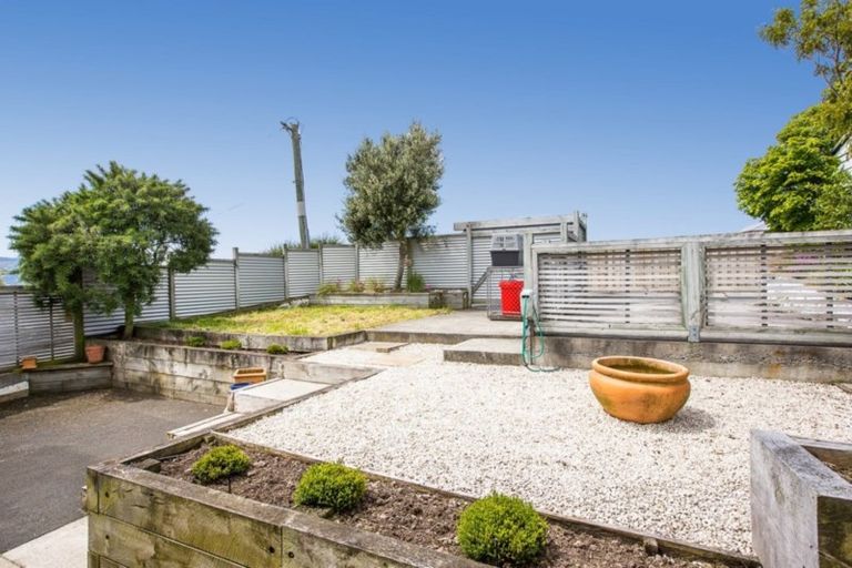 Photo of property in 83 Easther Crescent, Kew, Dunedin, 9012