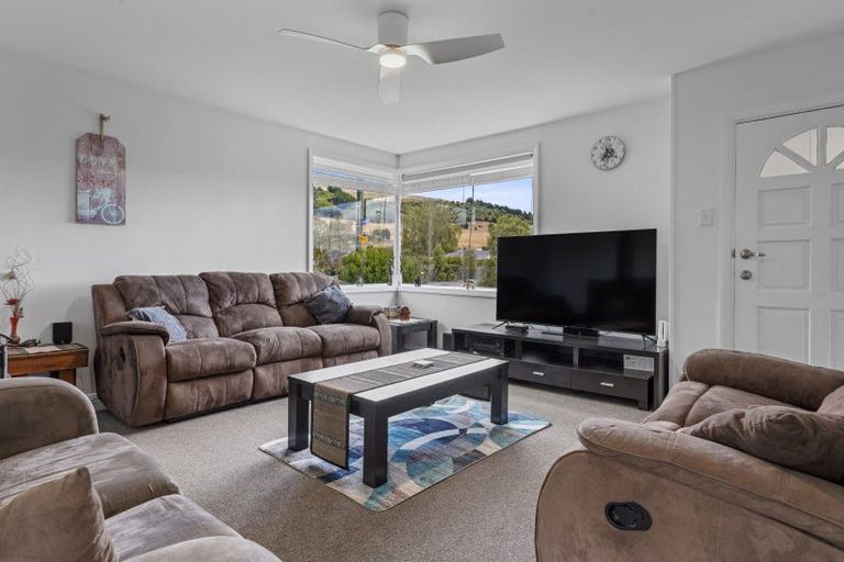 Photo of property in 50 Princes Street, Waikari, 7420