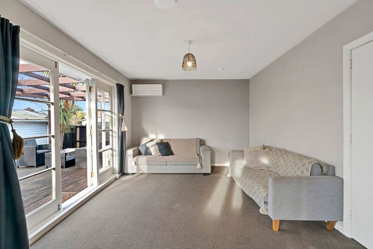 Photo of property in 1/137 Harewood Road, Papanui, Christchurch, 8053