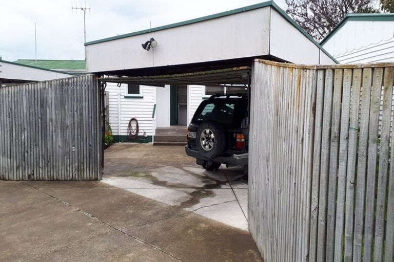 Photo of property in 3/1104 Heretaunga Street East, Parkvale, Hastings, 4122