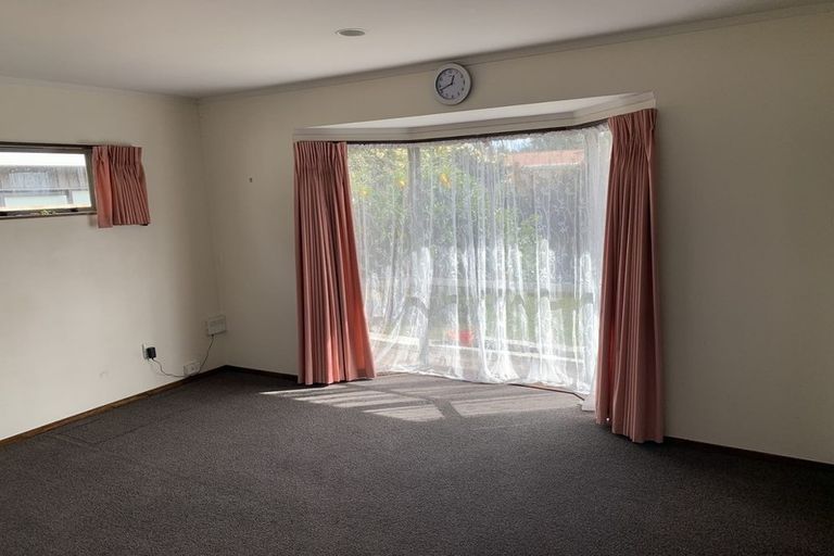 Photo of property in 92 Carrington Avenue, Silverdale, Hamilton, 3216