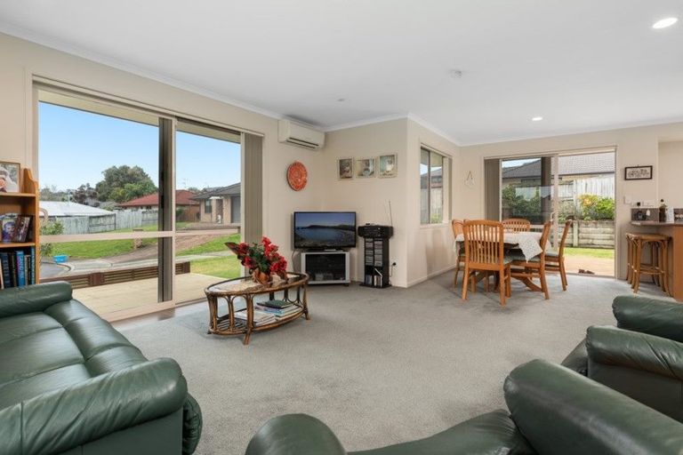 Photo of property in 11 Petrel Place, Welcome Bay, Tauranga, 3112