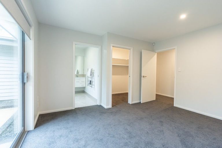 Photo of property in 5a Woodstock Place, Hokowhitu, Palmerston North, 4410