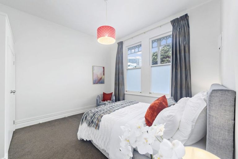 Photo of property in 142 Tinakori Road, Thorndon, Wellington, 6011