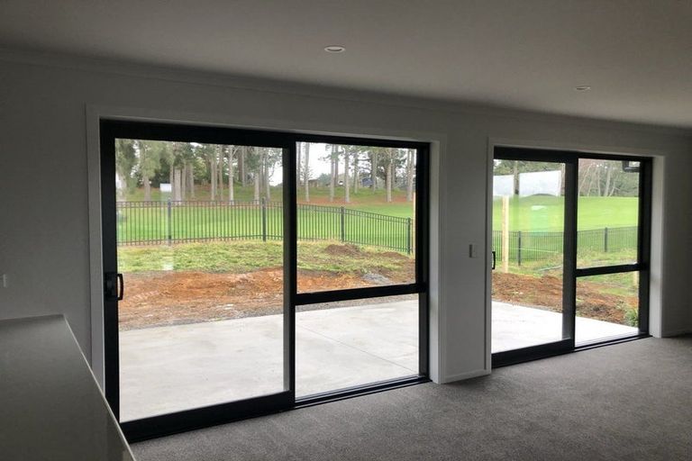 Photo of property in 55 Murray Ward Drive, Te Kauwhata, 3710