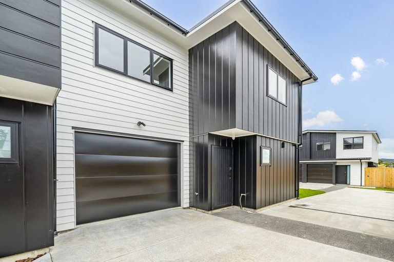Photo of property in 42b Moeraki Road, Maoribank, Upper Hutt, 5018