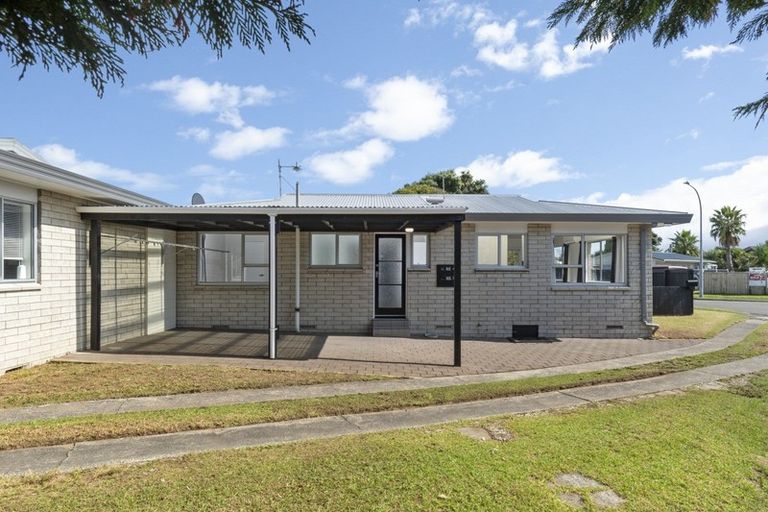 Photo of property in 2a Moorea Place, Mount Maunganui, 3116