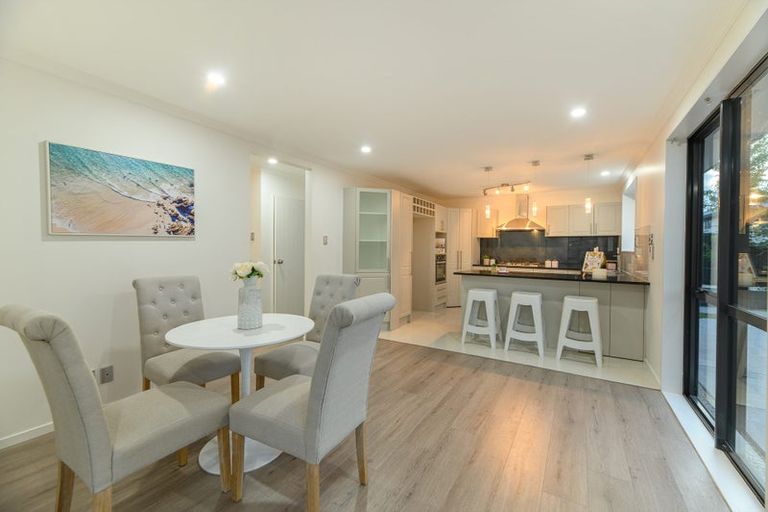 Photo of property in 55b Willerton Avenue, New Lynn, Auckland, 0600