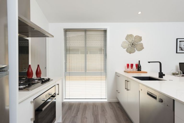 Photo of property in 14 Rire Hau Lane, Pyes Pa, Tauranga, 3112