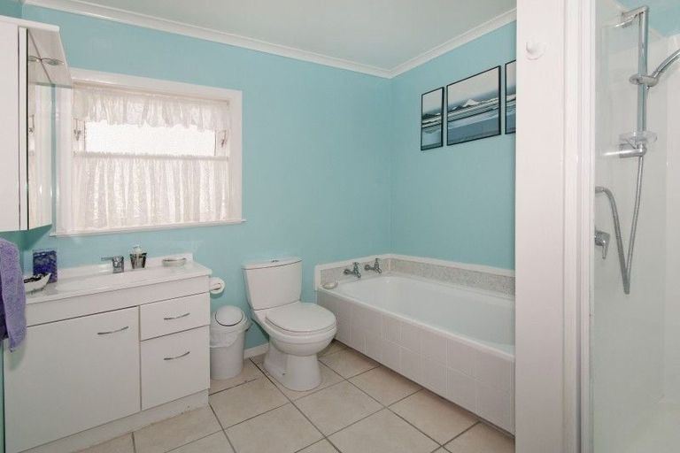 Photo of property in 114 Wainuiomata Road, Wainuiomata, Lower Hutt, 5014