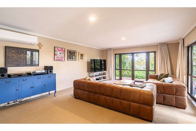 Photo of property in 37 Rarere Terrace, Kerikeri, 0230