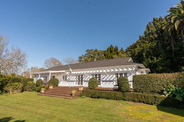 Photo of property in 1782 Te Pahu Road, Karamu, Hamilton, 3285