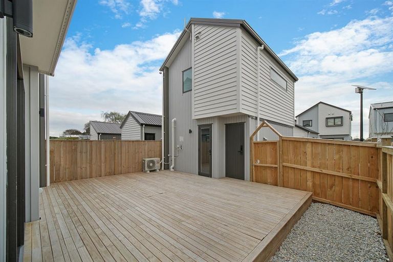 Photo of property in 73 Whare Kauri Road, Papakura, 2110