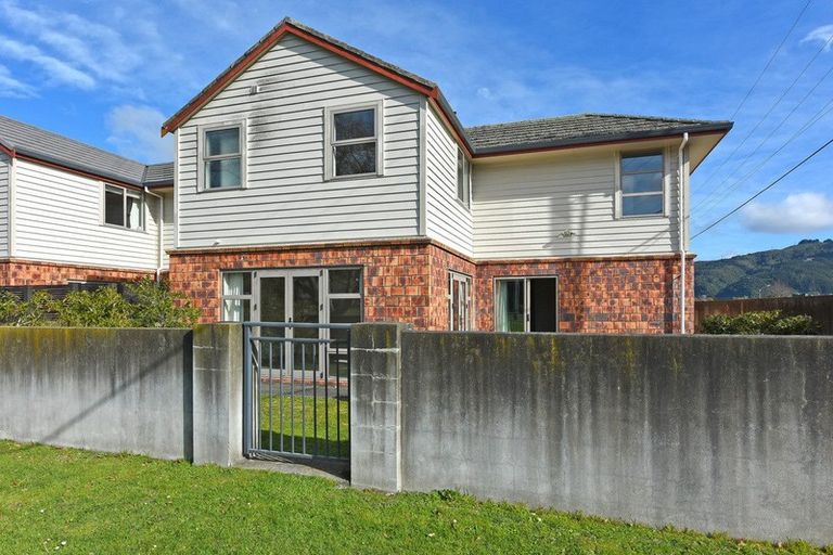 Photo of property in 40 Evergreen Crescent, Trentham, Upper Hutt, 5018