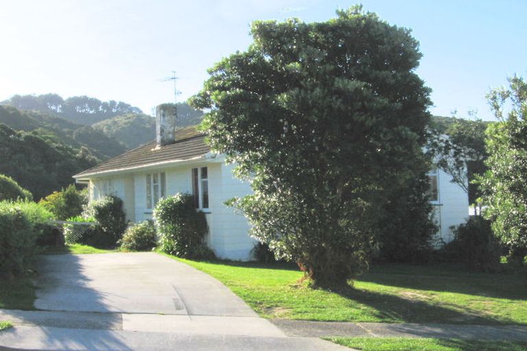 Photo of property in 22 Mahinawa Street, Takapuwahia, Porirua, 5022