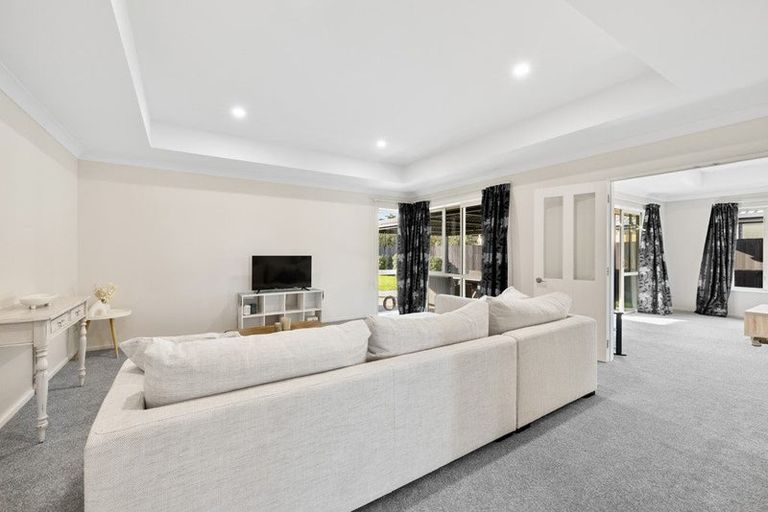 Photo of property in 55 Overbury Crescent, Rolleston, 7614