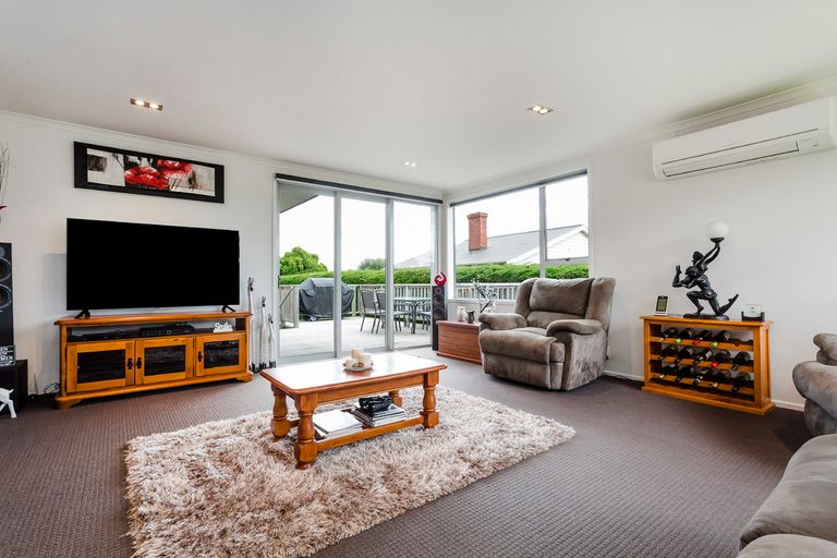 Photo of property in 71 Riccarton Road East, East Taieri, Mosgiel, 9024