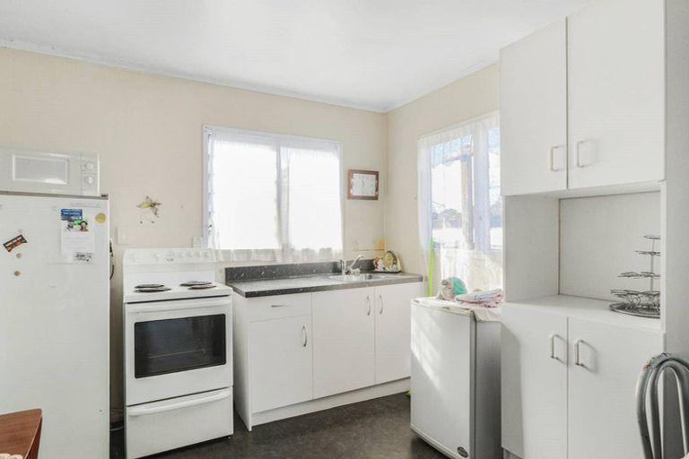 Photo of property in 9 Holborn Place, Papatoetoe, Auckland, 2025