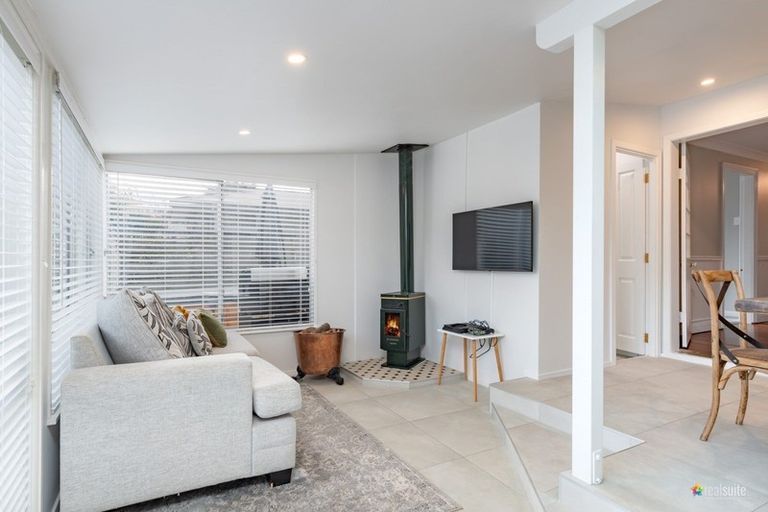 Photo of property in 26 Mcmaster Street, Greytown, 5712