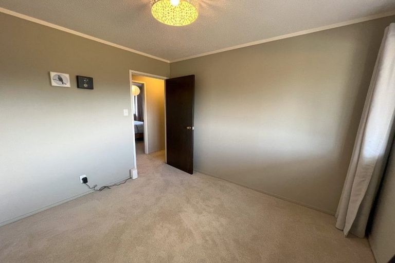 Photo of property in 1/19 Sturm Avenue, Massey, Auckland, 0614