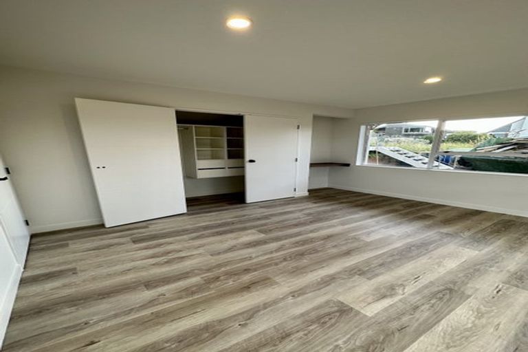 Photo of property in 1/45 Rothesay Bay Road, Rothesay Bay, Auckland, 0630