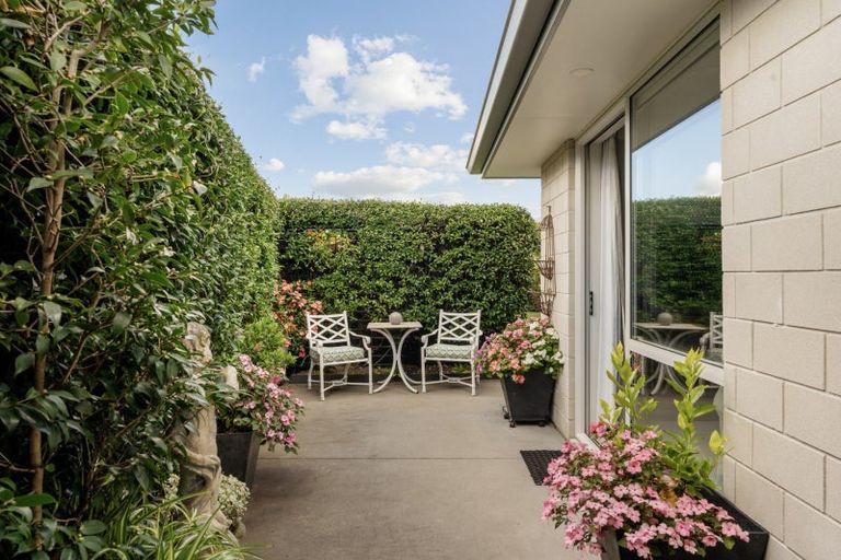 Photo of property in 10 Capstan Close, Pyes Pa, Tauranga, 3112