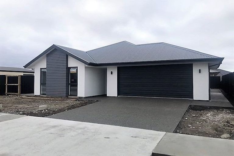 Photo of property in 11 Maggie Street, Kaiapoi, 7630