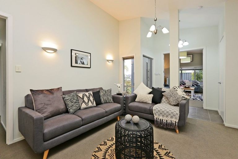 Photo of property in 14 Pacific Avenue, Poraiti, Napier, 4112