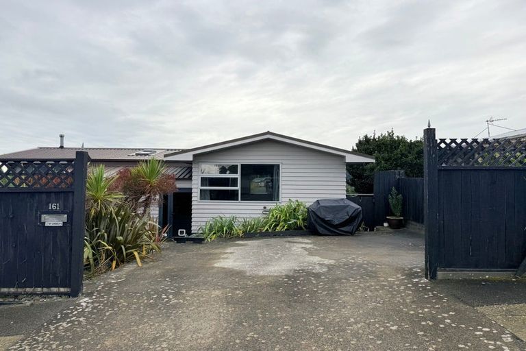 Photo of property in 161 Orangi Kaupapa Road, Northland, Wellington, 6012