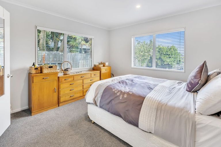 Photo of property in 12 Stonebridge Park Drive, Holdens Bay, Rotorua, 3010