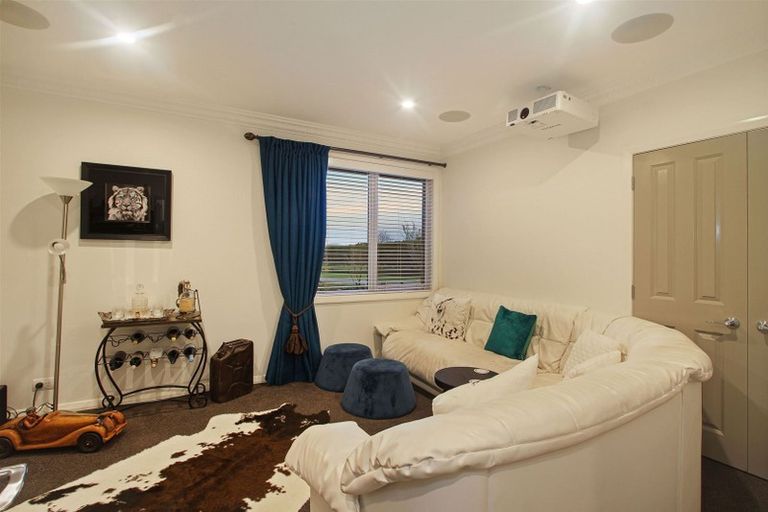 Photo of property in 11 Church View Road, Waiau Pa, Pukekohe, 2679